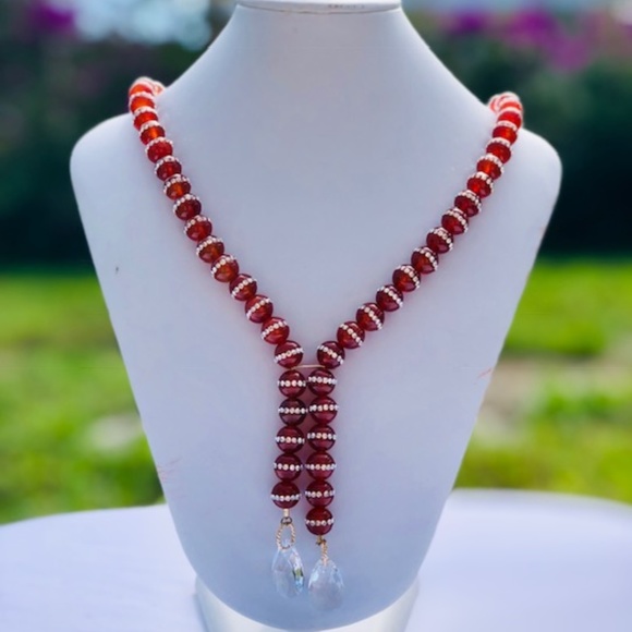 Dramatic Red Agate w/inlaid CZ &Teardrop NK